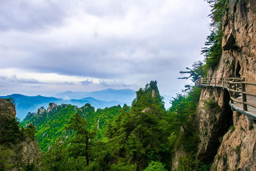 美丽大河南 洛阳老君山风景区