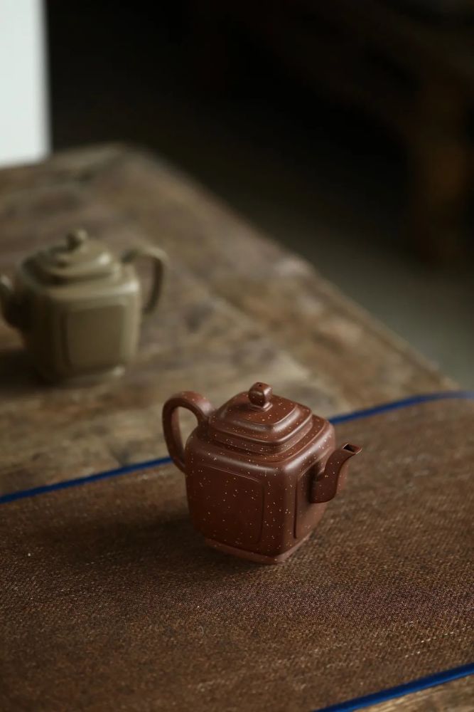 西云堂范志峰制丨紫泥铺砂金奎340cc