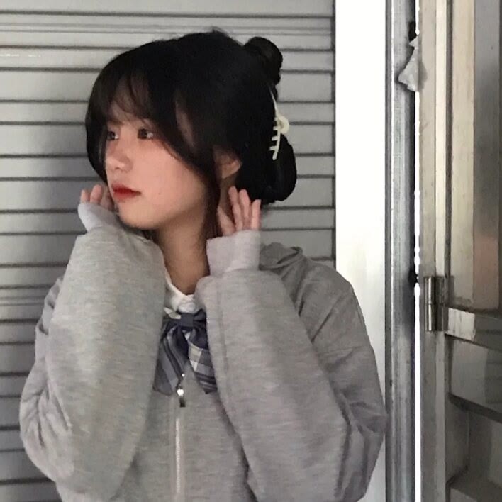 优质女头(15)//买西瓜的时候不可以拍拍打打,会惊动住在里面的夏天