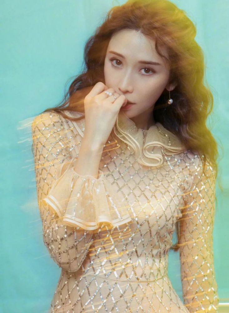 【壁纸说】冻龄的台湾第一美女——林志玲