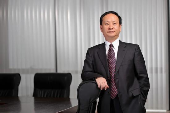 振华前老总_万科前老总王石照片