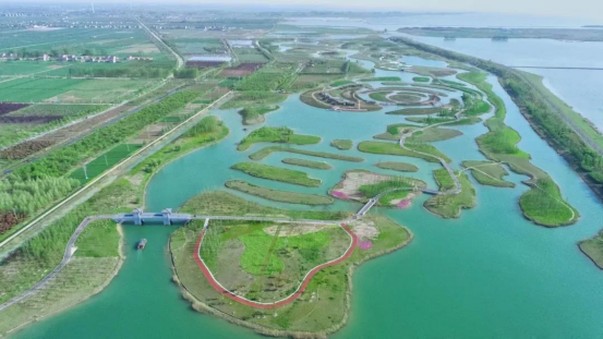 鸟鸣不绝 高空俯瞰,好似一幅幅立体的版画 此时的成子湖旅游度假区