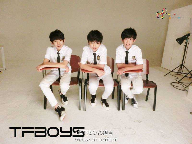 tfboys|2013～2021组合合照(部分),来拼凑我们的组合记忆