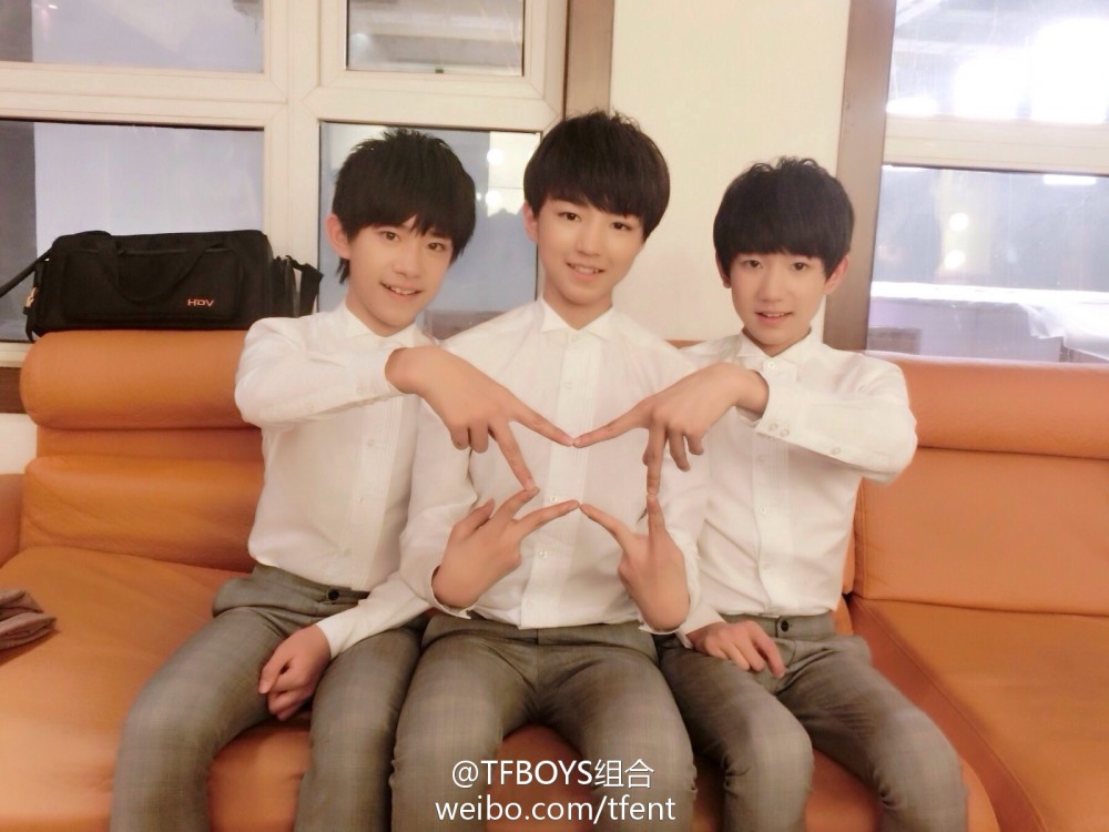 tfboys20132021组合合照部分来拼凑我们的组合记忆