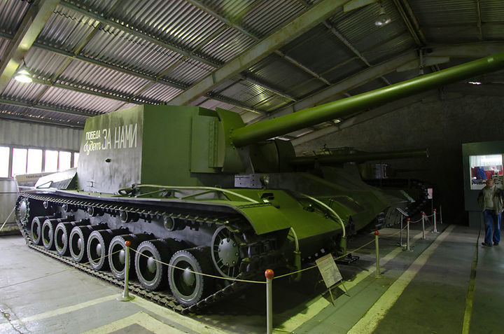 伟大且可靠的同志——苏联kv-2重型坦克