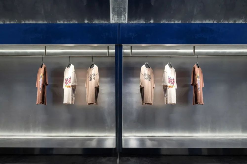 【801期】潮牌服装店fish-yu最新展厅设计,这是对设计