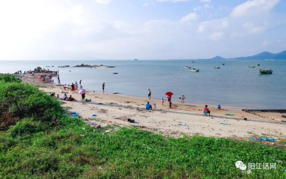 阳江市海陵区北极·里灶村·海滩-众多游客赶海美景(下午篇)