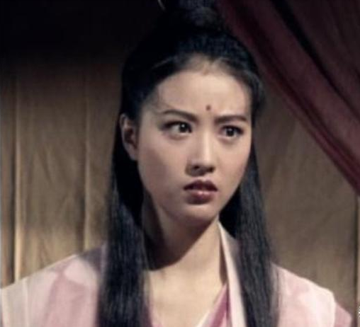 《倚天屠龙记》中灭绝师太为何那么痛恨明教,她是怎么当上峨眉派掌门