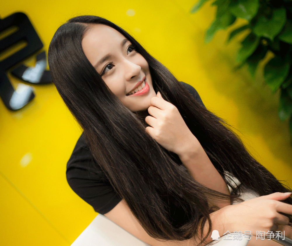 演员李莎旻子官宣:我恋爱了