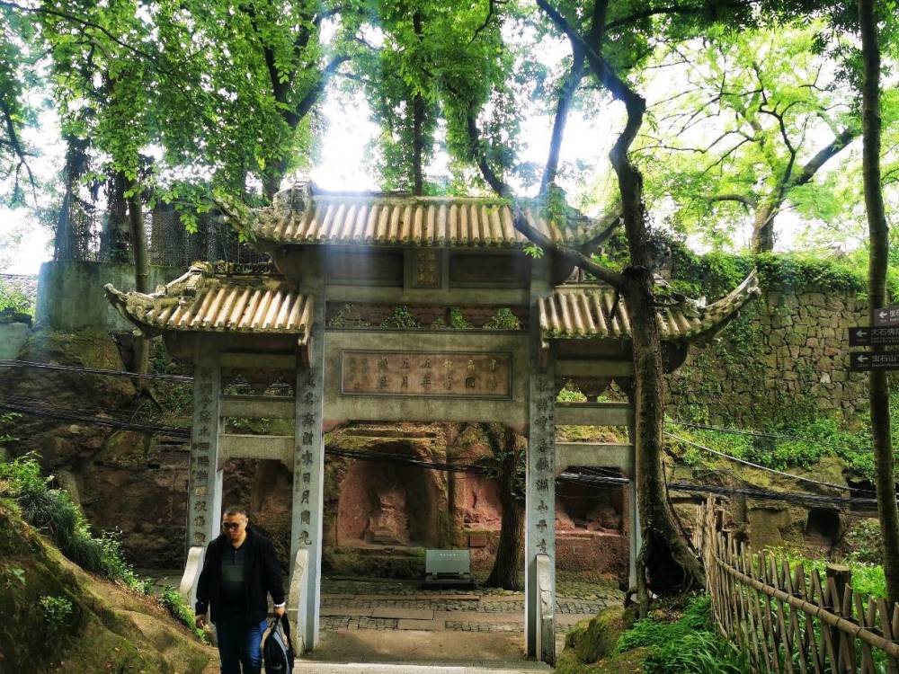 杭州美景,宝石山风景,可鸟瞰西湖的地方