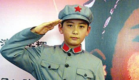 电影一经播出,潘冬子深受国人喜欢.