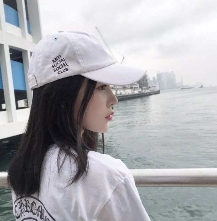 真人女生头像世事轮回因缘际会一切皆有定数
