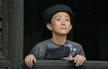国家一级演员陈瑾,与哥哥约定终生不婚不育,称哥哥会给自己养老