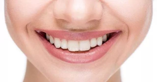 相术:10种 "嘴唇形状" 看清人格特质!