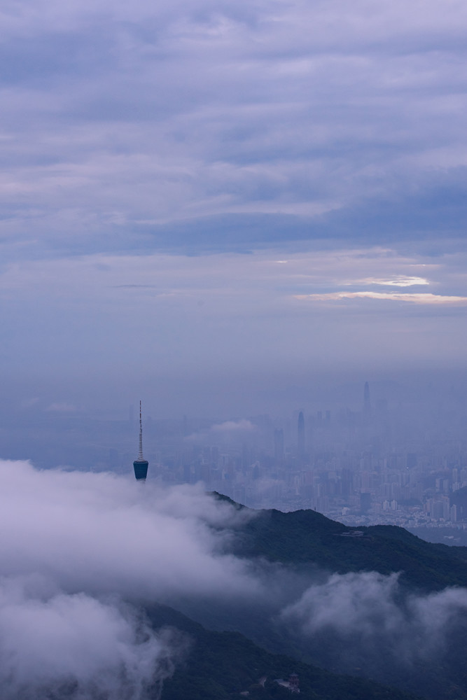 徒步深圳第一峰梧桐山,为看云海而露营,附登山路线