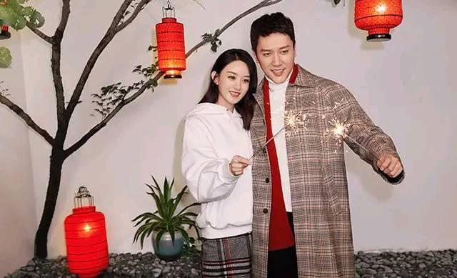冯绍峰仅离婚两周被曝相亲,父母要求不要找圈内人,引来网友吐槽
