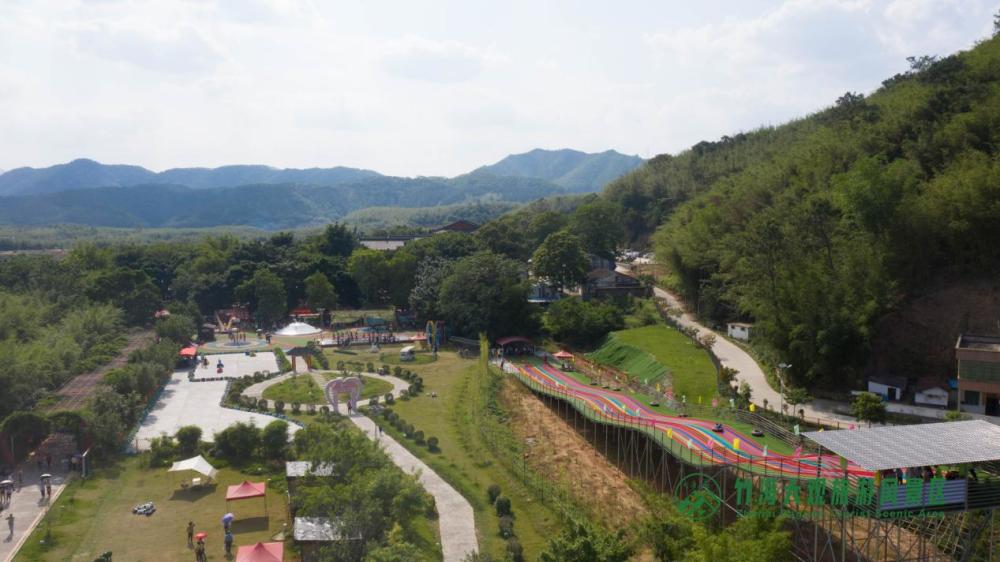 广宁竹海大观旅游景区"海,陆,空"体验之旅大型活动圆满成功!