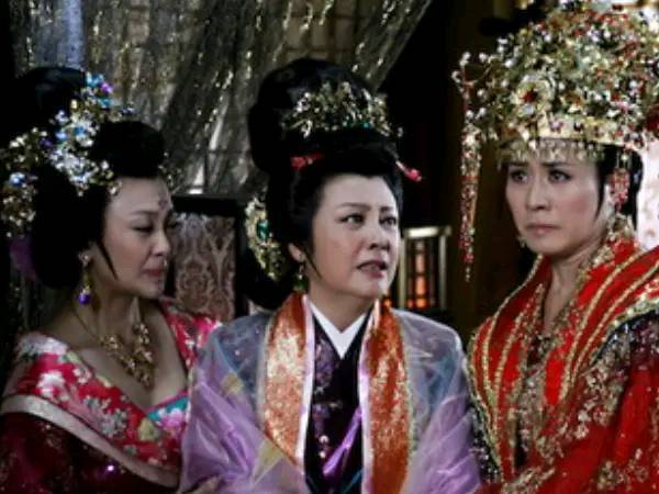 王宝钏苦守寒窑18年,封皇后后18天就去世?原来薛平贵隐瞒了真相