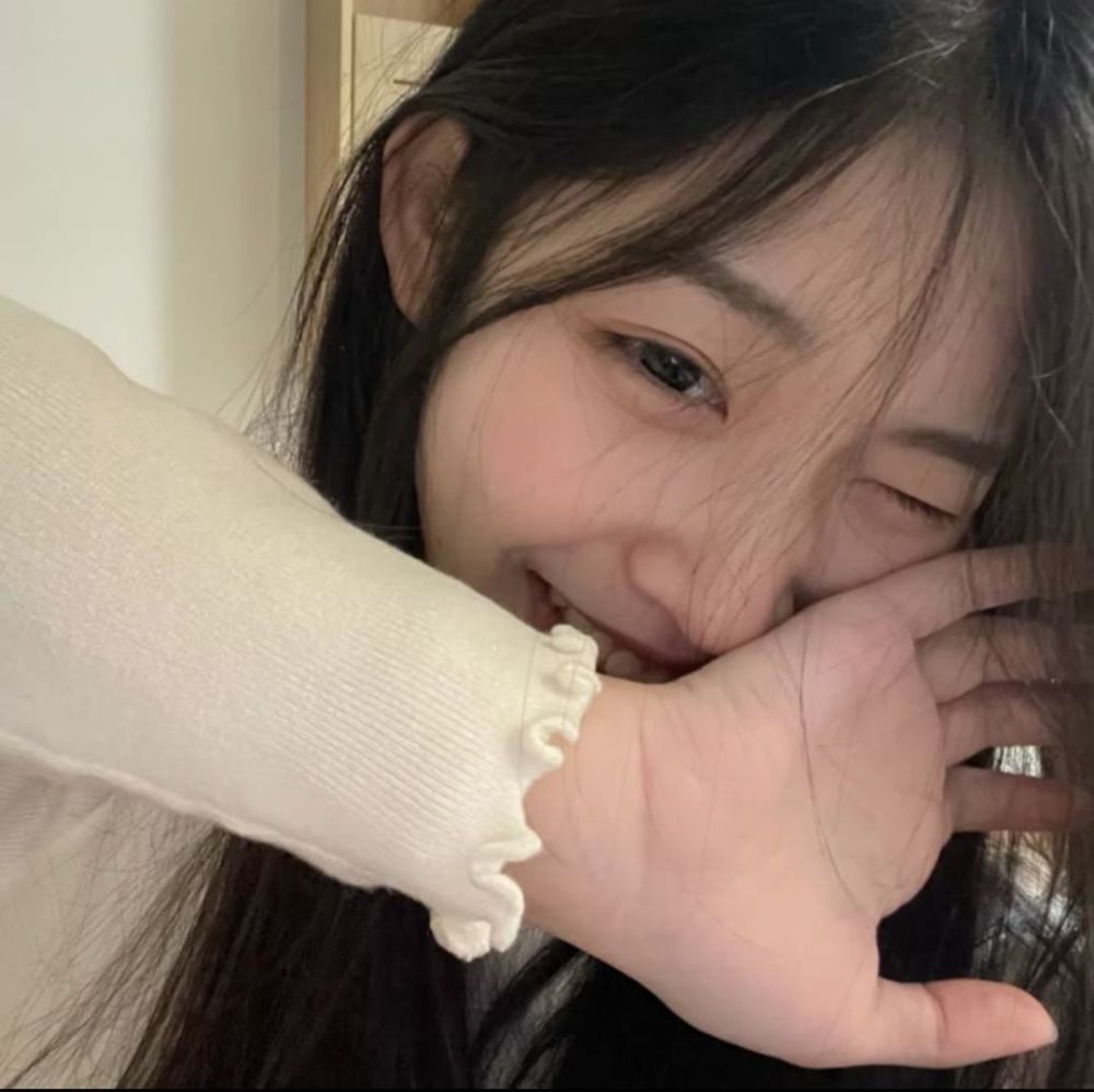 特别招桃花的女生头像