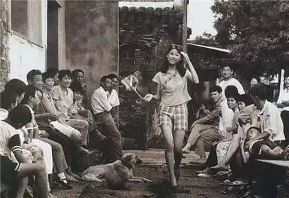 80年代老照片场景,现在应该见不到了吧!都是回忆