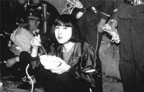 1991年,20岁云南美女毒贩被判处死刑,枪决前提了一个