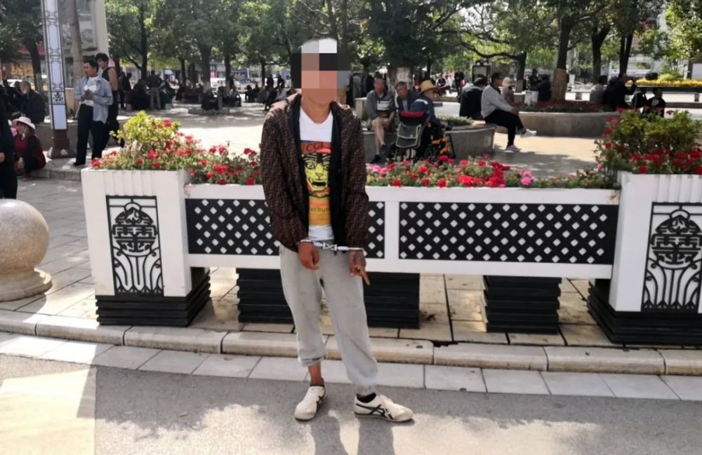 抢劫案 图标_破获抢劫运钞车案_破不了的抢劫金店案
