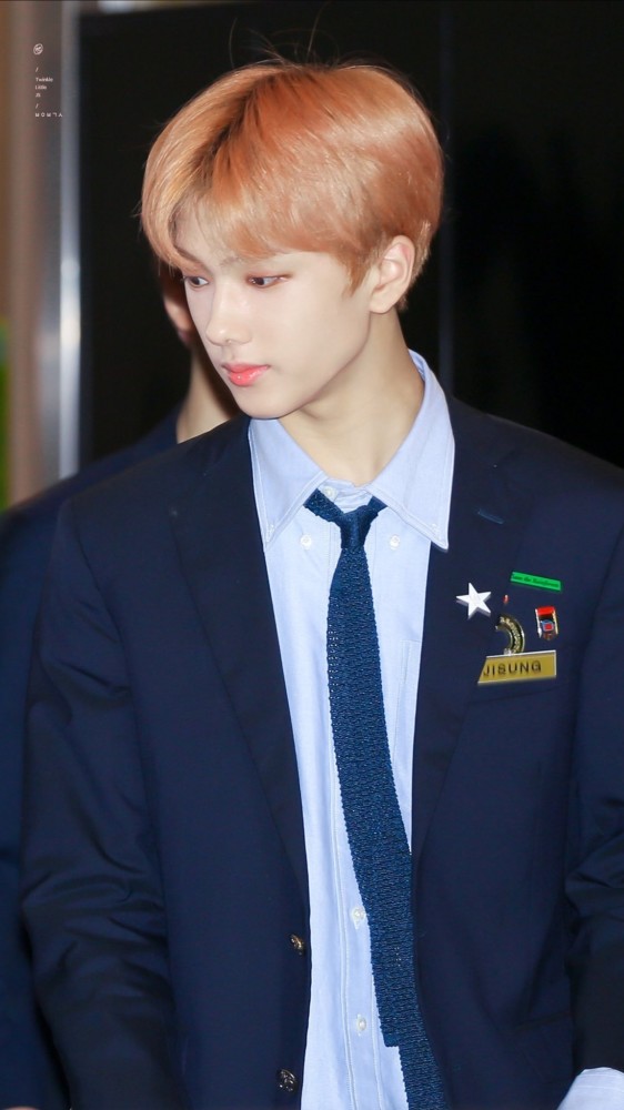 nct dream成员朴志晟:梦队唯一主舞,逐渐长大的他正在闪闪发光