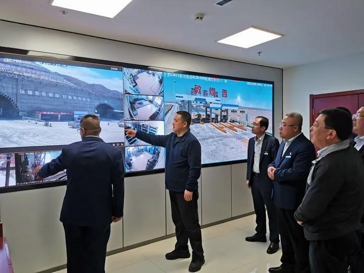 省公交建集团总经理杨重存调研督导项目建设工作