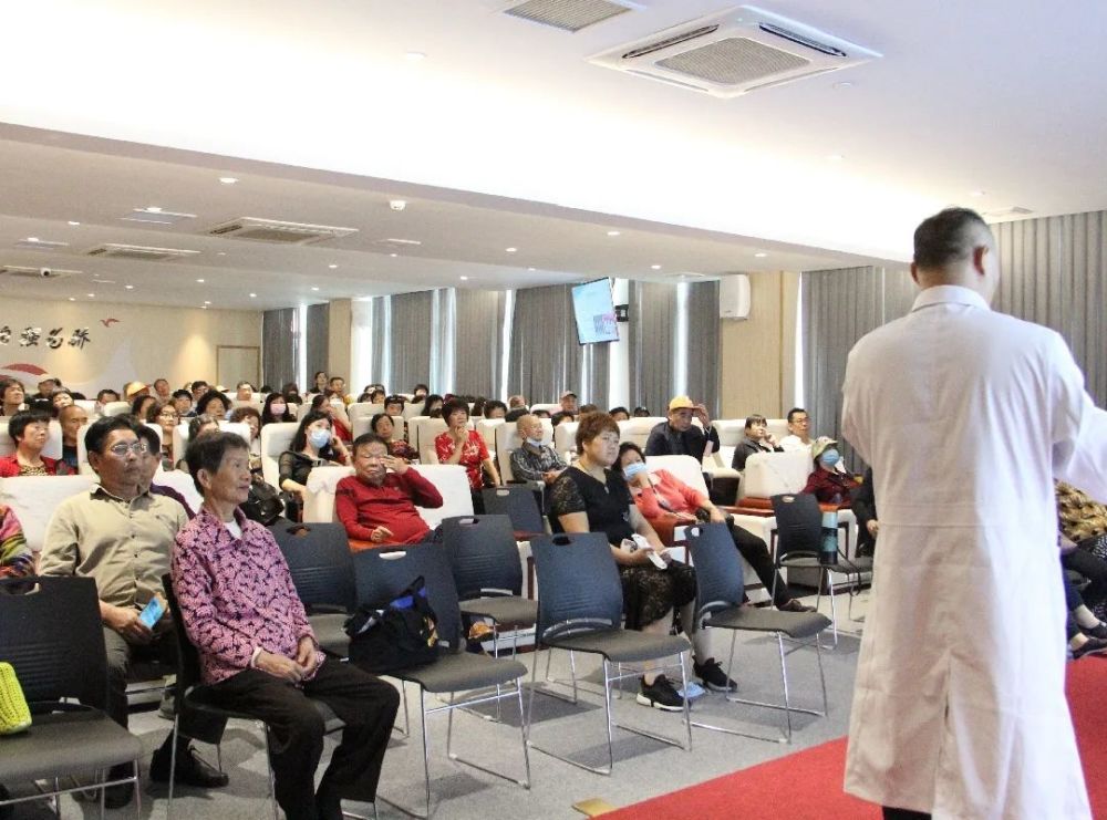 新时代文明实践在欧瑞|"关爱牙齿,守护健康"口腔健康知识讲座在欧瑞