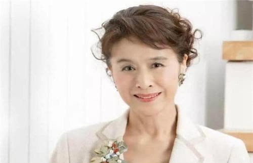 80年代纯天然美女:到访中国36次被称荧屏女神,现今73岁依然很美
