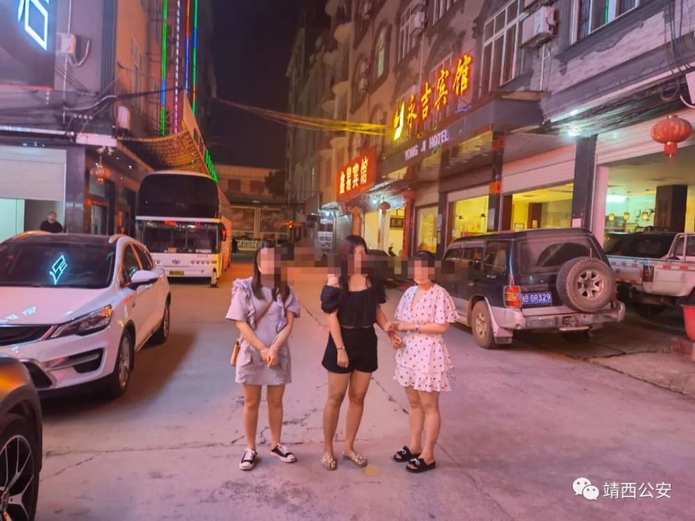 8日晚,该局治安大队,新靖派出所再次联合突击清查,在新靖镇凤凰路附近