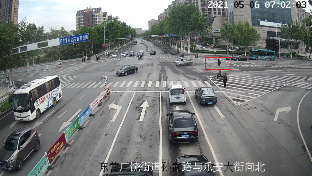 东营"闯红灯"曝光!你"出镜"了吗?