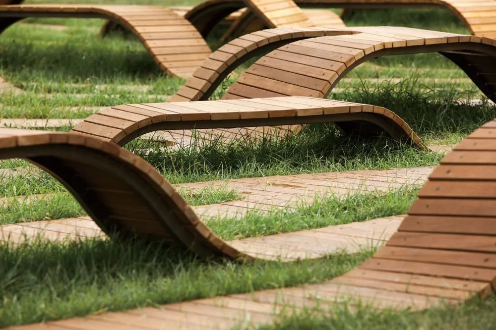 公共设施设计这9个公共座椅设计超优秀