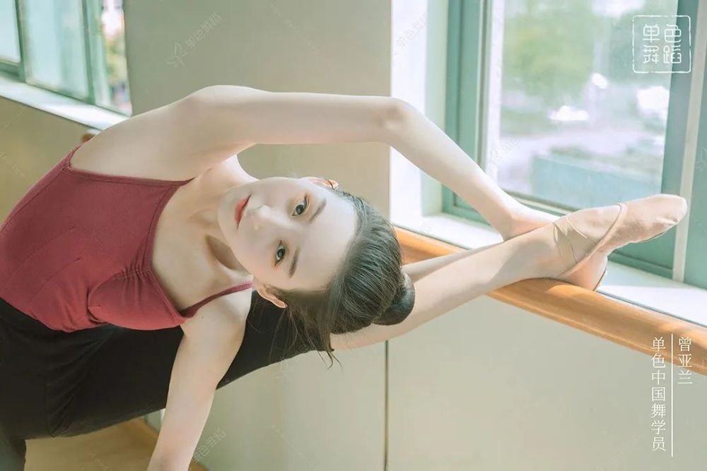 学舞蹈的女生到底能美到什么程度?这是我听过最高赞的回答