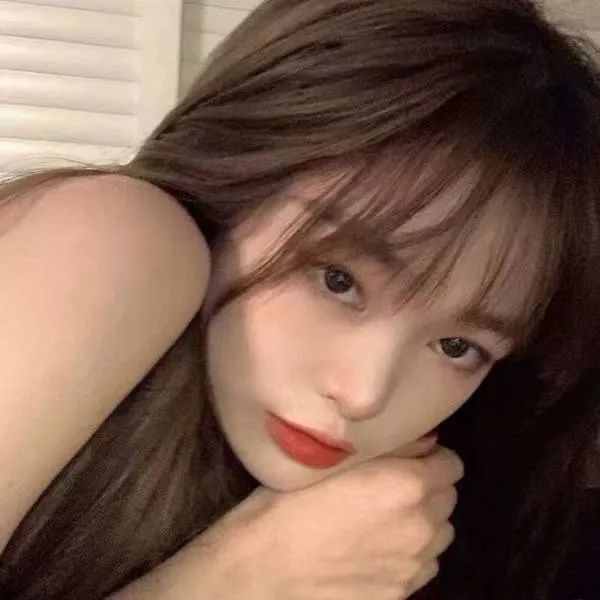 ins女生头像 | 给你们看看美女的日常