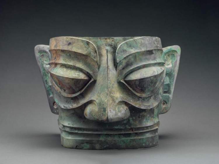 一级文物 铜人面具 商 1986年出土 现藏于四川广汉三星堆博物馆