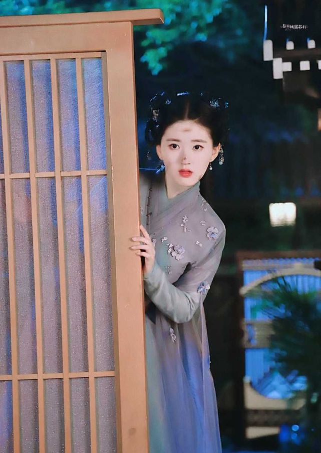 赵露思写真!真的好看!