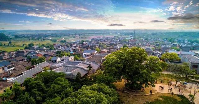 安义县风景优美,这两个生态旅游景区,周末可以去逛一逛