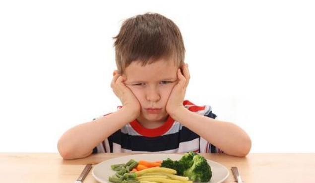 这3种食物尽量要少给孩子吃医生损伤肠胃造成孩子积食