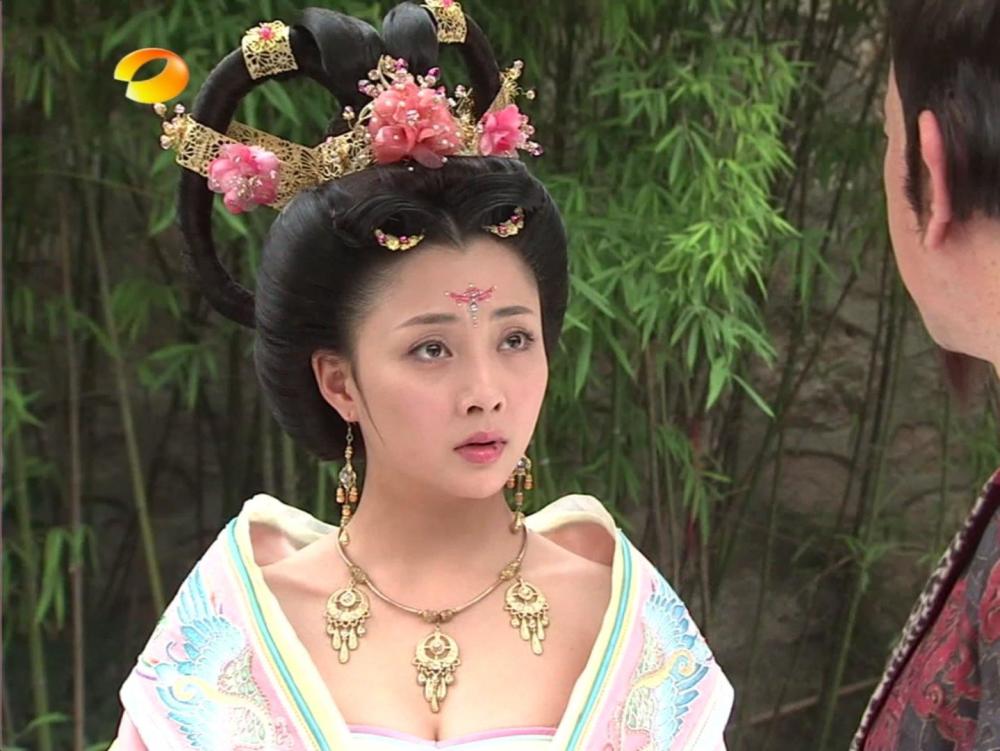 《阳光姐妹淘》主演名单亮相,中生代女演员代表人物殷桃马苏都在