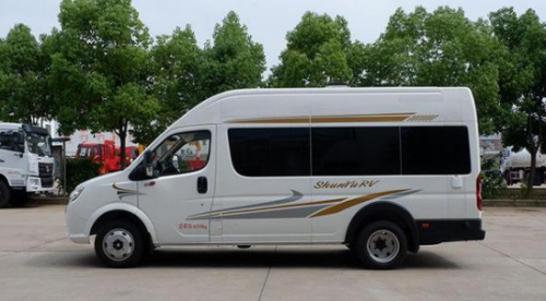 大巴排名_坐大巴的图片(3)