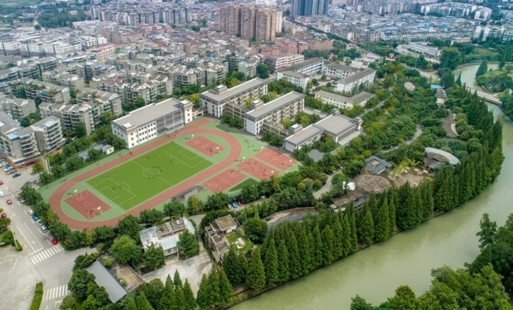 新增近万个学位郫都区启动2021年教育类项目百日攻坚行动