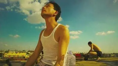 超低调的老戏骨,曾打败张国荣夺得影帝,与胡歌对戏演技丝毫不输