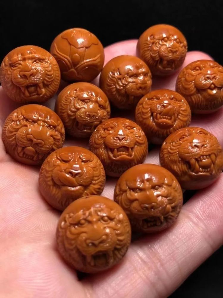 汗手盘橄榄核为什么不包浆?背后原因竟然是这样!