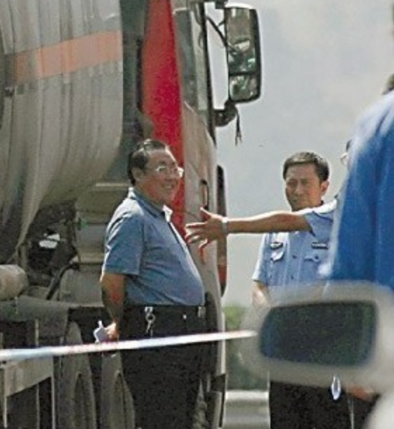 陕西表哥杨达才疑团,504万财产来历不明,手表来历9年后仍未查清