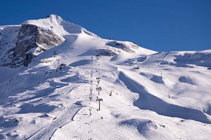 日本雪山sos事件一个死去5年的人为何会摆出求救的信号