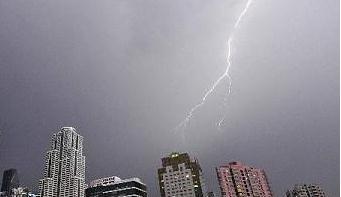 打雷啦!下雨收衣服啦!浙江多地发布预警