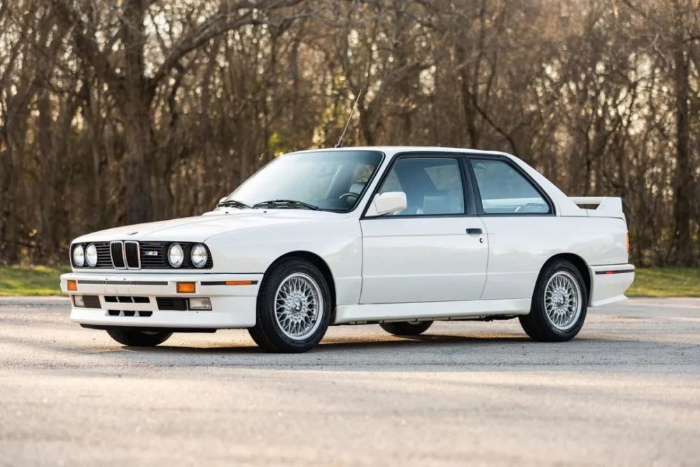 潮流极佳车况1991年式样bmwe30m3现身拍卖网站