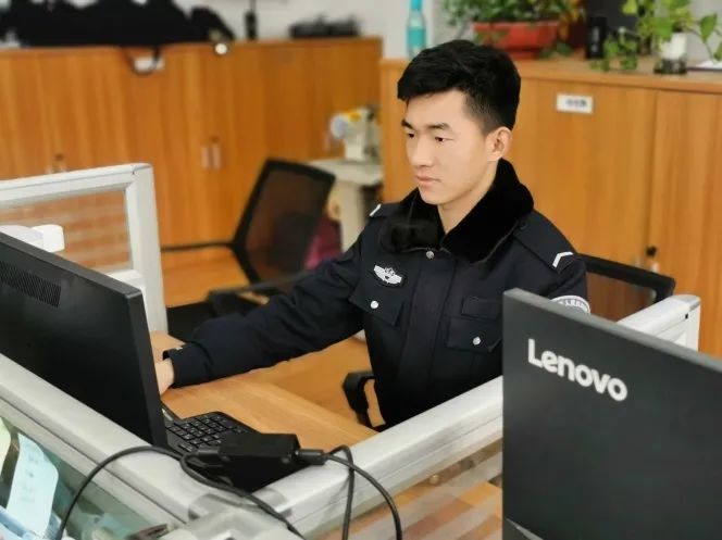 来梅村派出所实习三月有余,从最初的懵懵懂懂到现在的游刃有余,日常