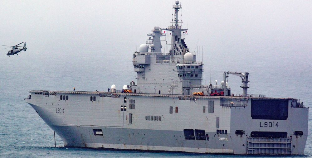 法国海军"雷电"号两栖攻击舰